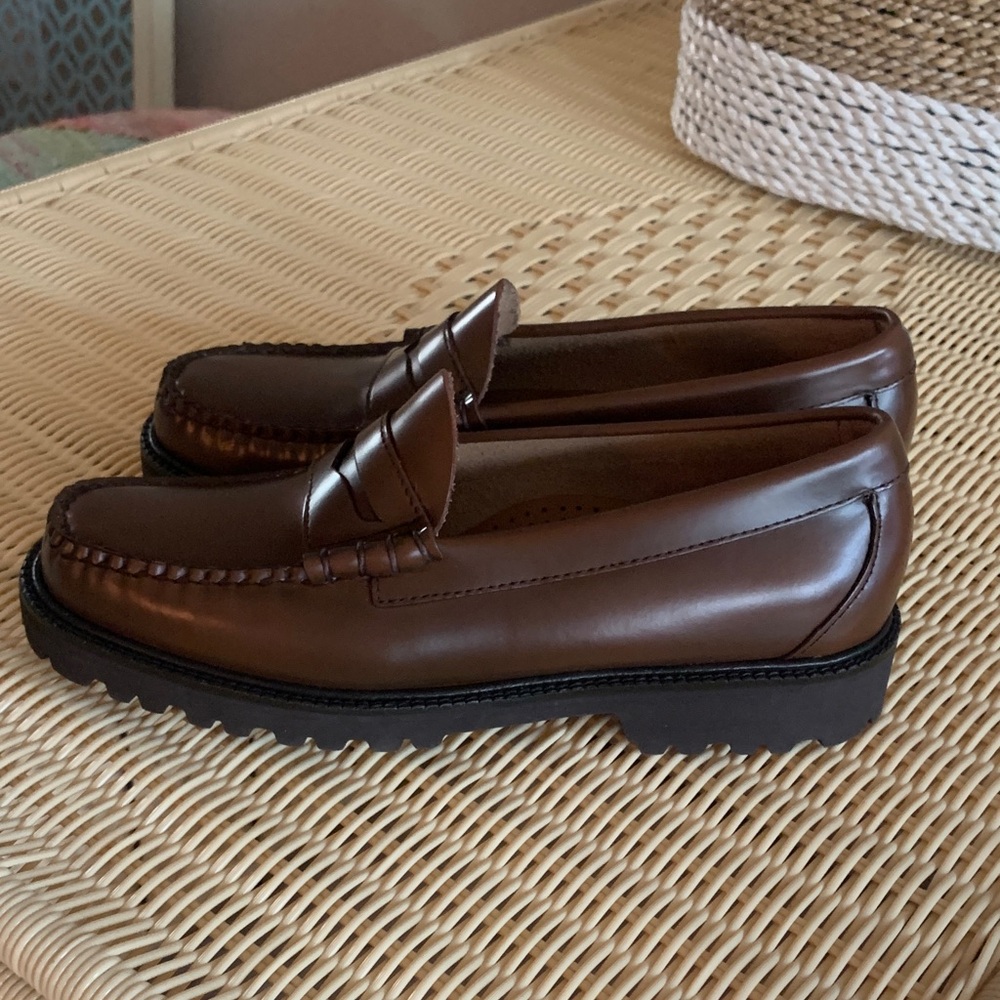 NWOT G.H. Bass Weejuns Larson Lug Sole Classic Brown Leather Penny Loafers